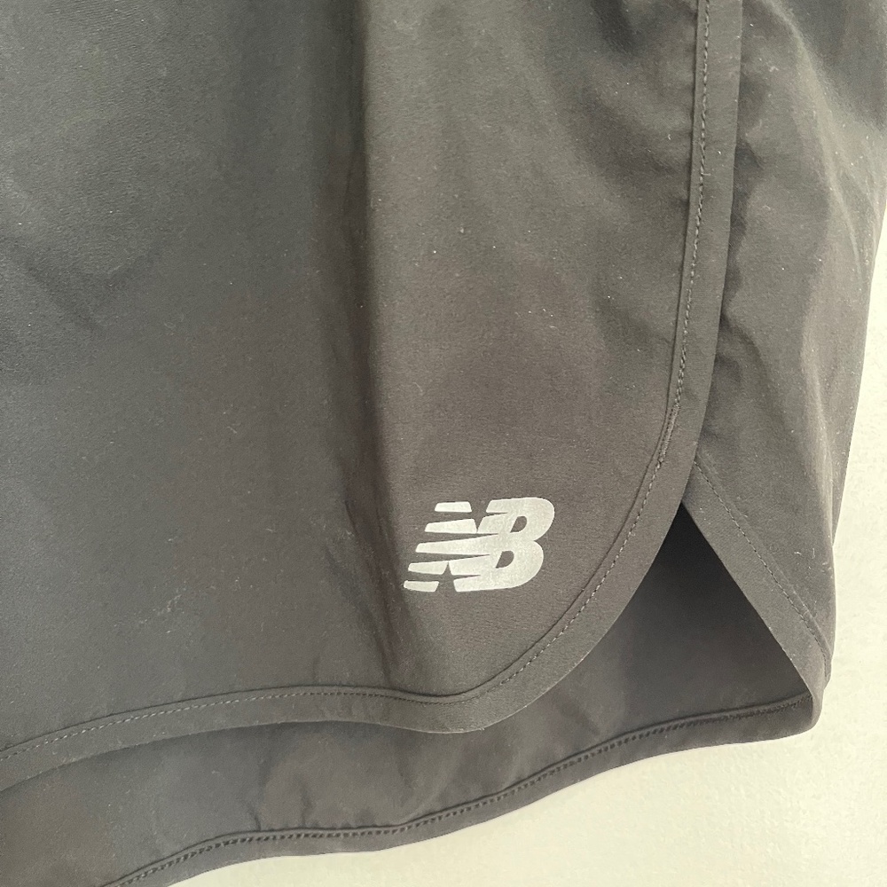 New Balance Accelerate Shorts Sz XL - Picture 5 of 6